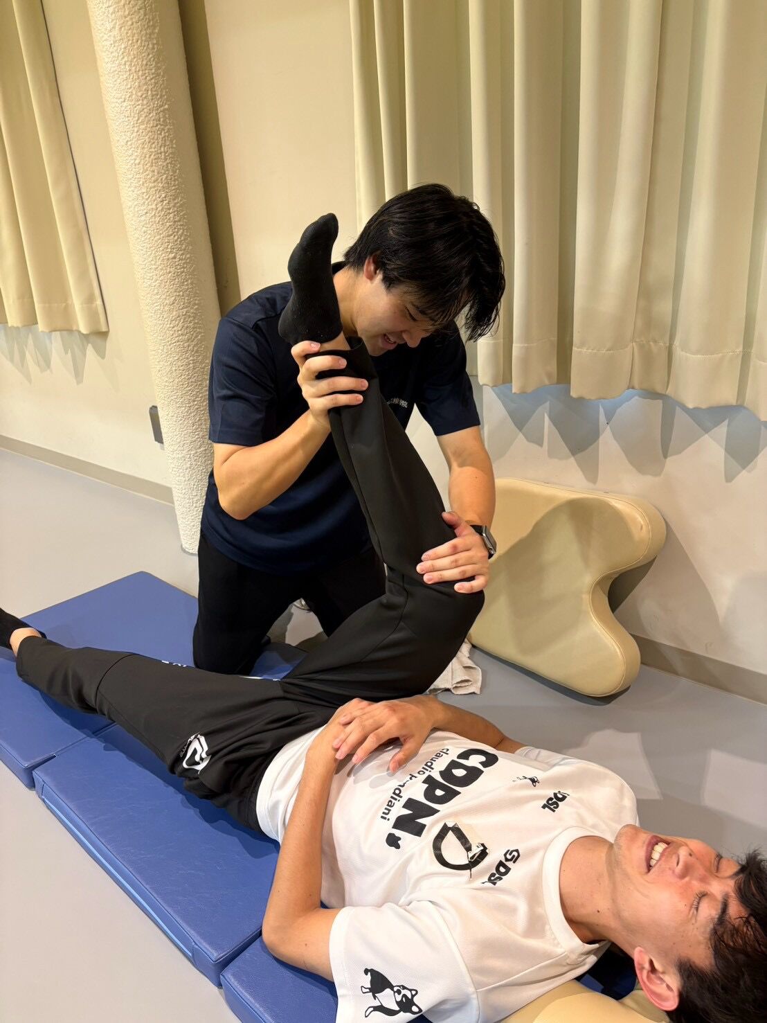 膝に水がたまる原因とは？